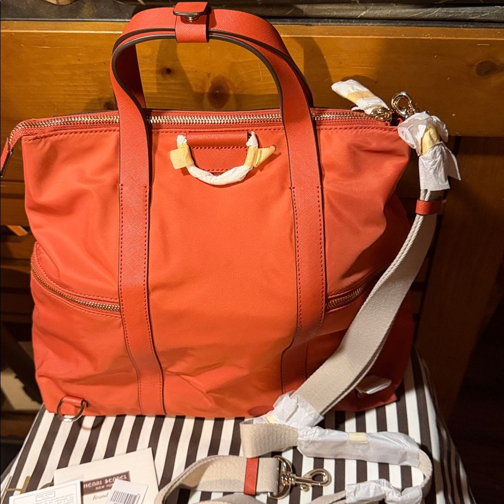 Henri Bendel Jetsetter Backpack With Patche’s with initials KAM BNWT RARE - Picture 6 of 10